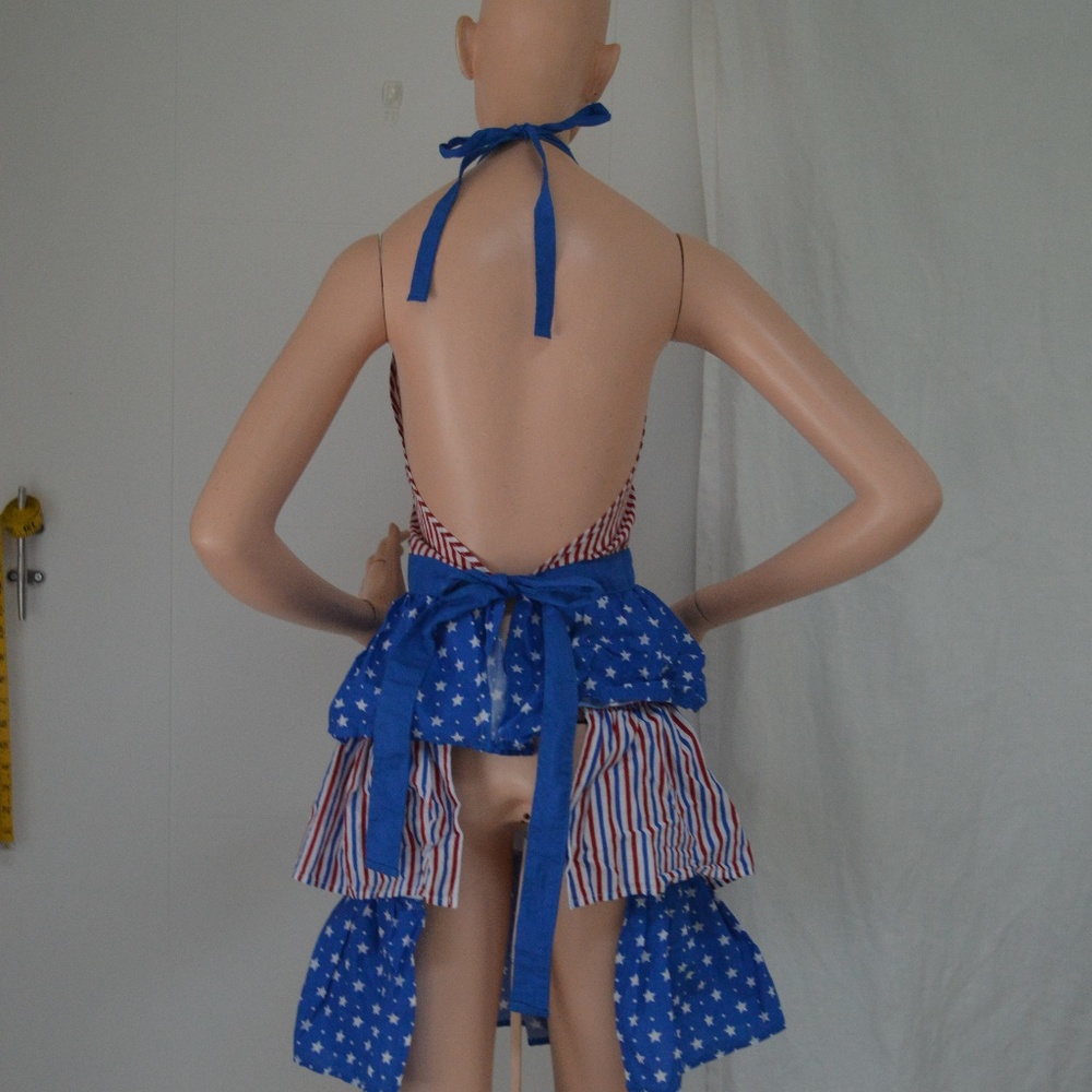 Apron Red White & Blue Ruffle - Picture 8 of 8